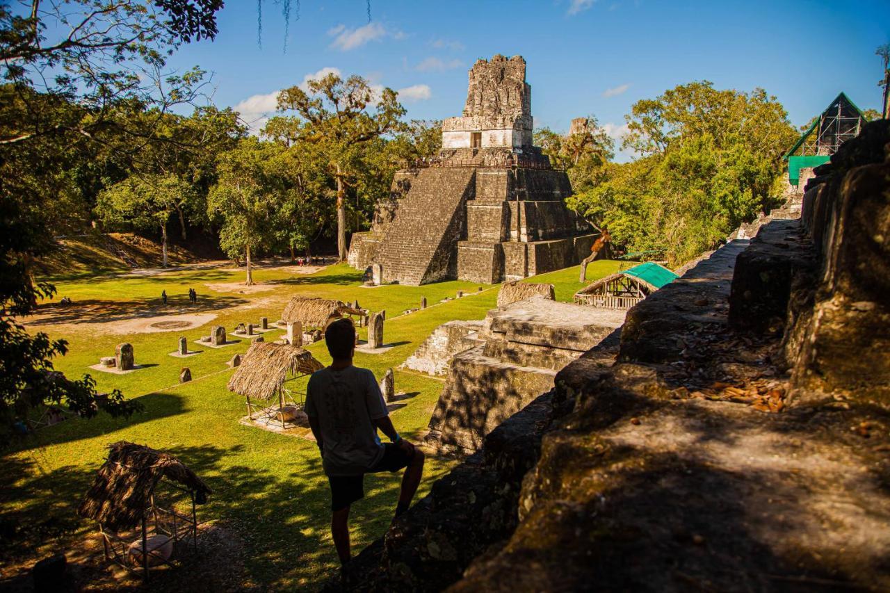 Tikal Backpackers Hostel Flores Exterior foto